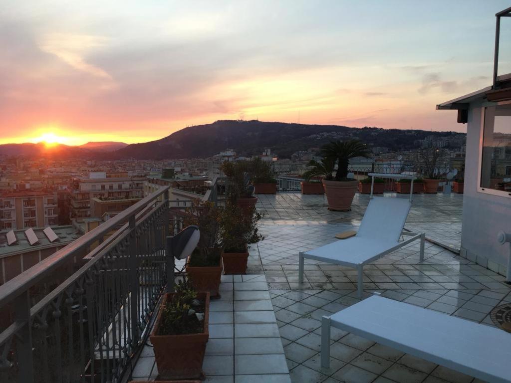 Terrazza Morghen Panoramic Rooftop เนเปิลส์ ภายนอก รูปภาพ